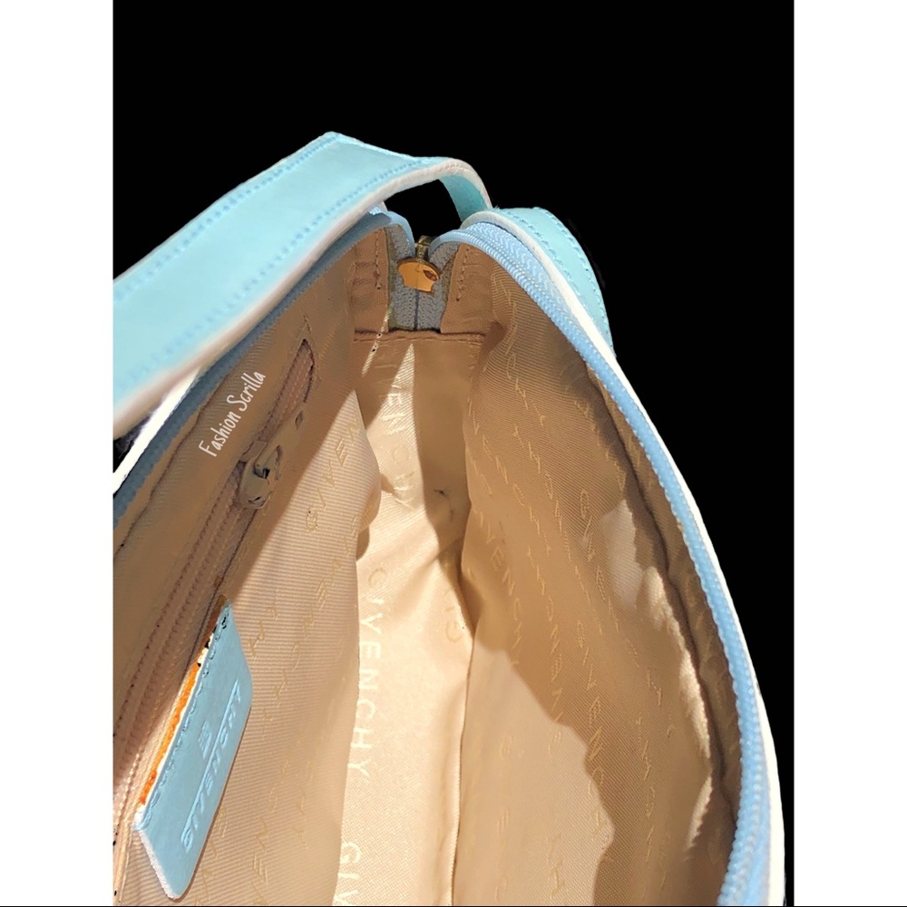 Givenchy Vintage Y2K Baby Blue and Gold Logo Leather Leather Mini handbag - Picture 7 of 8